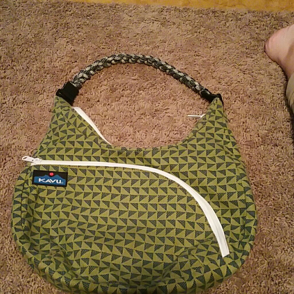 Kavu shoulder purse